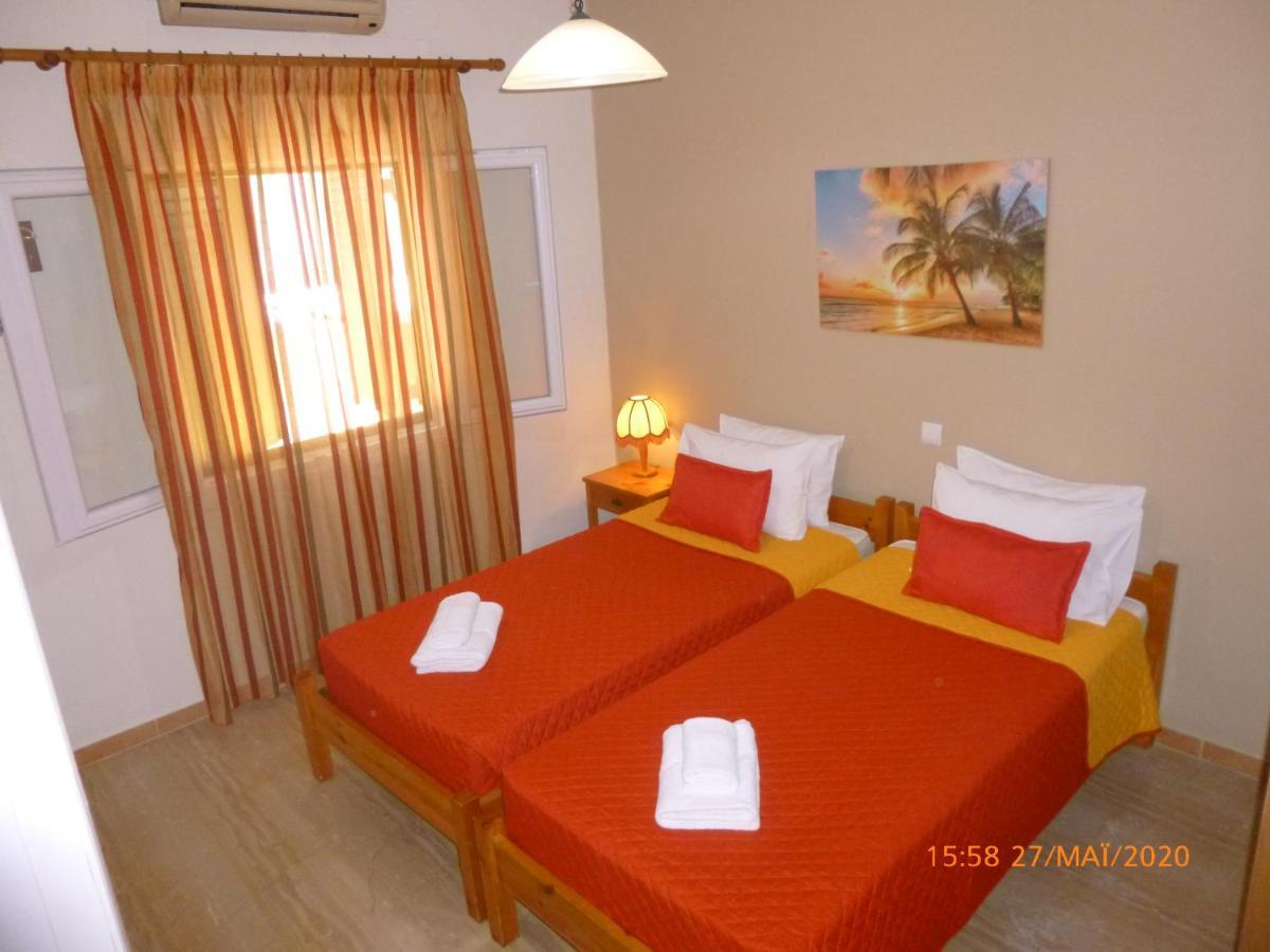 Bungalows Niki Acharavi  Exterior photo